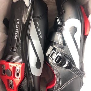 Brand new peloton cycle shoes